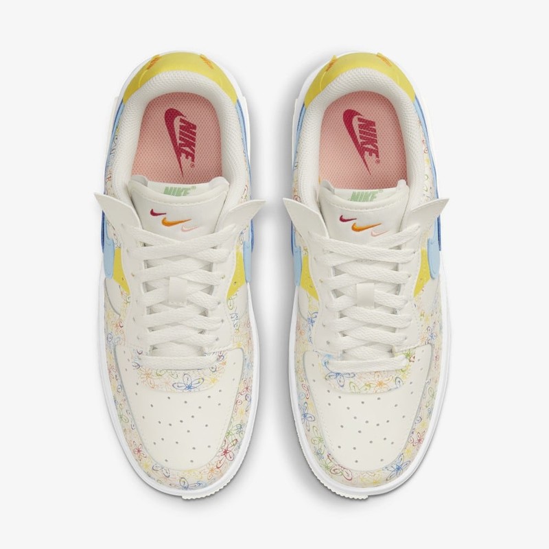 Nike air force hot sale 1 with flowers